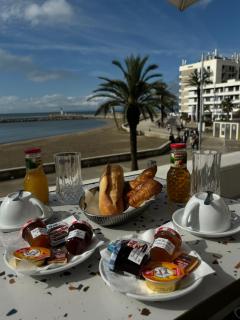 L'Hôtel De La Plage - Le Grau-du-Roi - 9