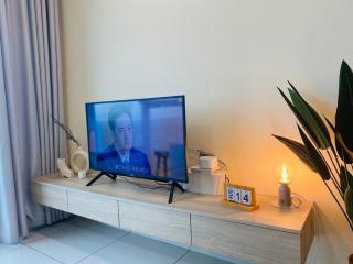 S01 MidValley Mosaic Southkey 2BR High Floor - 7