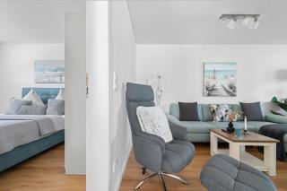 Maltes-Ostseekoje Parken frei vorm Haus, 300m zum Strand,Infrarotsauna,Magenta TV mit Netflix ,Amazon Prime und Rtl plus, Kaminofen im Wohnzimmer, Fahrradschuppen - Olpenitz - 4