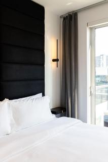 PARC LOFT Penthouse with 4bd-WFH-PS5-CN Tower Views - 3