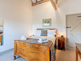2 bed in Brecon 80519 - Llangorse - 1