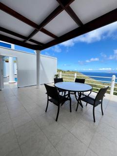Sea View Apartments - Kingstown - 9