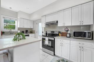 Graceful Home Near DT GO Hospitals Waterfalls - Hamilton - 9