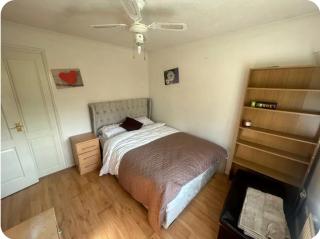 Cosy Double Room in Thamesmead - Thamesmead - 4