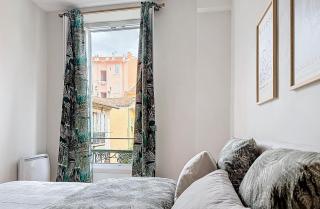 Charming 2-Bedroom Retreat Near City Center with Excellent Transport Links - 7