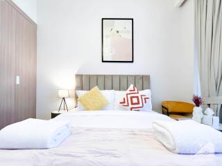 Riviera Charm Studio with Balcony - Dubai - 2