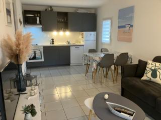 Appartement 4 étoiles avec jardin clôturé et piscine dans la résidence - Narbonne Plage - Narbonne - 3