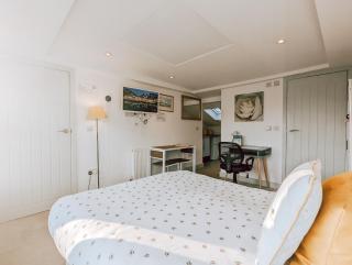 The Isabella Studio by Richmond Park - 4