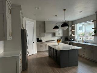 Modern Alpine Escape - 4 BDRM - Heber City - 1