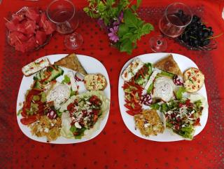 The Garden Guest House - 9