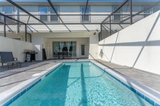 5BD Home Mario Bros and Minions themed with Pool and BBQ - 7