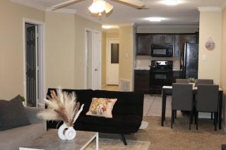 Lubbock haven Rooms with individual Bathrooms - 9