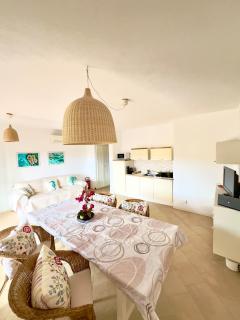 Freedhome Seaview Apartment - 4