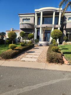 Blue Valley Golf Estate - Centurion - 4