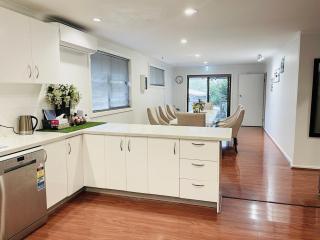 D130 The Link Fantasy Place - Keilor - 5