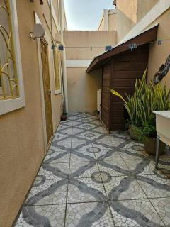 Modern town house with pool and 3 Bdrms - 5