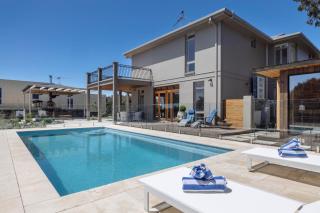 Serendib Luxury Sorrento Resort Living - 5