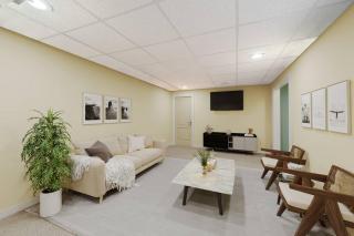 Belmont Lakeside Retreat - 6