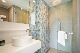 Laguna Lakeside Residences by Banyan Living - - 1