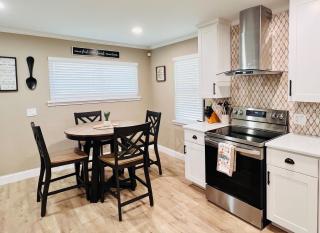 Entertainment District Retreat in Arlington TX - Arlington - 1