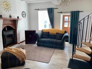 Beautiful cottage for a tranquil, rural retreat - 0