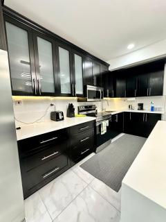 Wymering Suite - Modern 2br Suite in New Kingston - 2