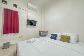 Urbanview Hotel Maharani Garut - 0