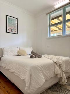 Entire home on the beach - 5