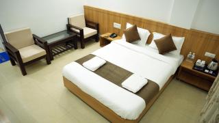 Hotel Mathura Inn Shirdi - Shirdi - 3