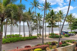 Celeste at Island Views - Resort Living by the Sea - Palm Cove - 4