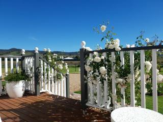 Dangerfield Oaks Boutique Cottage's - Mudgee - 7