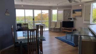 Outlook Unit 7 - Kawana Waters - 1