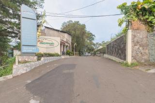 Urbanview Hotel Inkoppabri Cisarua Puncak - 2