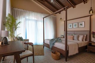 StayVista at Baia Astra with Pool, Jacuzzi, Balcony - Mandrem - 4
