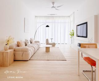 Beacon Georgetown Skypool Cityview Free 2 Carpark - George Town - 1