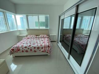 2 bedroom with 4 king Size Beds - 8