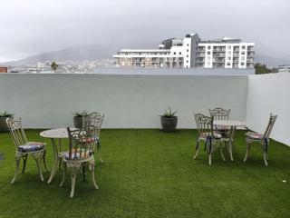 One on Albert Studio Apartment - Kaapstad - 1