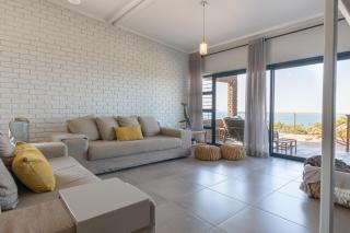NO 49 on GLEN Drive - Zinkwazi Beach - 4