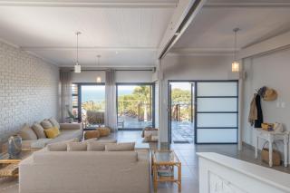 NO 49 on GLEN Drive - Zinkwazi Beach - 3