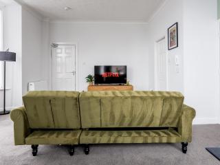 Abdiel 4 · Spacious Marina-View Apartment Ideal Location Pass the Keys - Hartlepool - 4