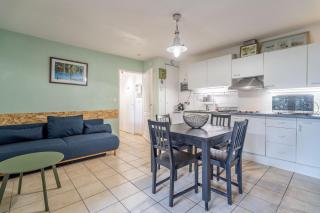 Appartement Avec Jardin et piscine - 6