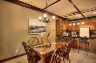 Les Manoirs Wpool & Hot Tub Near Village 110-7 - 8