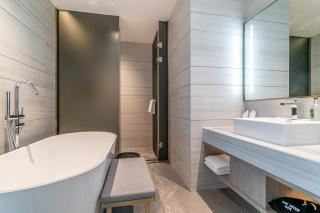 Jun Ming Happy World Yishang PLUS Hotel, Guangzhou - Canton - 9