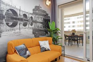 Aki's Flat - 8