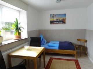 2 Einbettzimmer - Neubrandenburg - 6