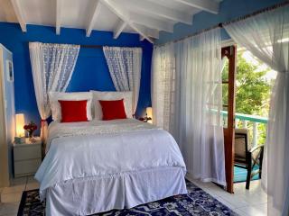 SECOND HOME Beach Apartment - 7