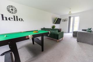 Spacious 4-bedroom home near city centre with parking - Nottingham - 0