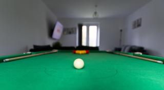 Spacious 4-bedroom home near city centre with parking - 7