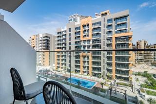 Stylish Studio Apartment in Azizi Riviera 42, Al Merkadh by Deluxe Holiday Homes - Dubai - 8