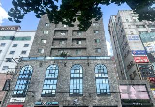 HOUND Hotel - Changwon - 0